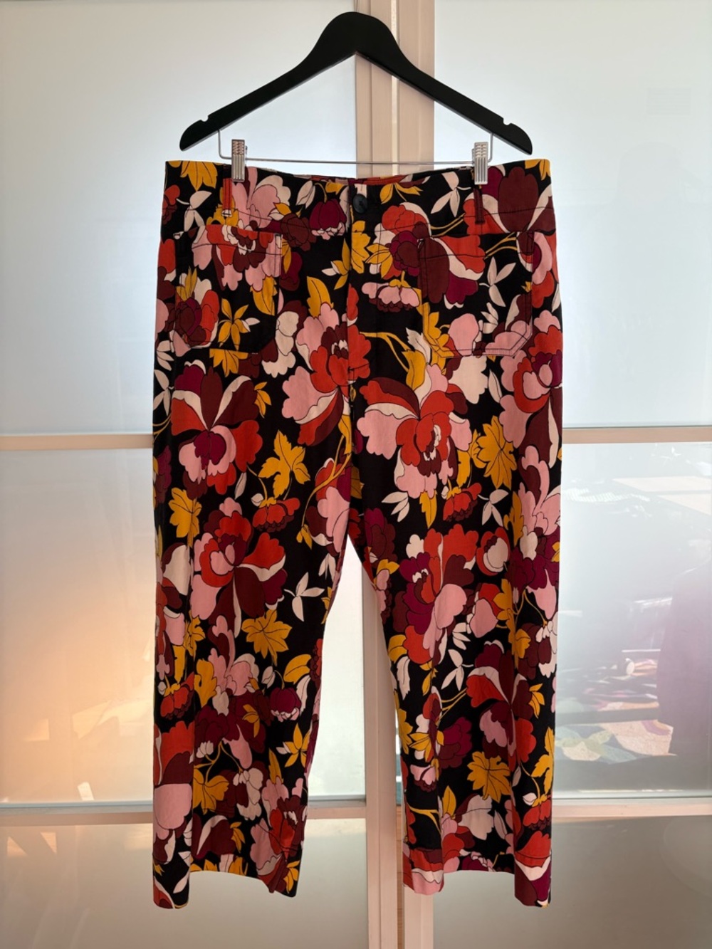 Anthropologie Maeve Floral Cropped COLETTE Pants - burgundy, Pink, Orange, White